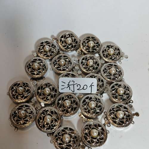 清理存貨平售， 一手 100個 兩行/三行 珠鏈扣，日本進口舊存貨，diy 配頸鏈用，全...