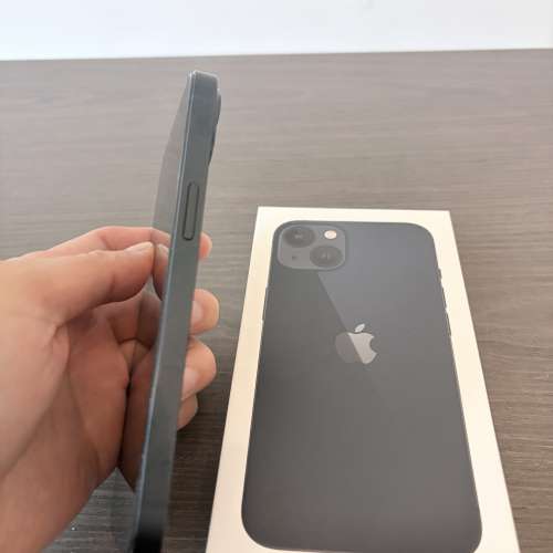 iPhone13 midnight blue 128GB