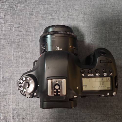 Canon  6D full frame  + 50mm 1.8 ii