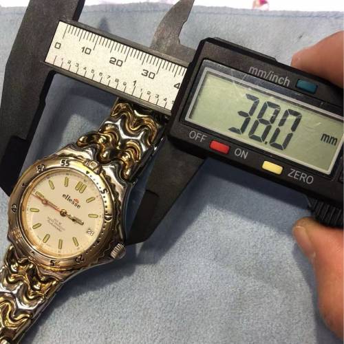 艾力土(ellesse)全自動手錶