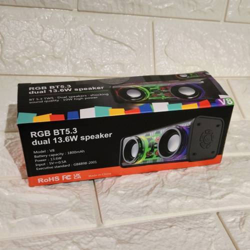 全新原裝勁靚聲Armour Spaker V8 USB充電 LED幻彩燈立體聲藍牙喇叭