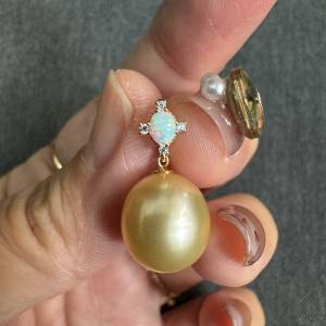 18k金天然南洋金珠