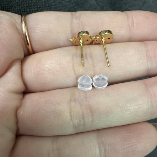 18k金甲蟲耳環（耳釘）