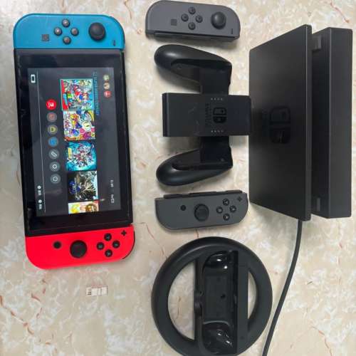 Nintendo Switch初代版，可以開心 齊配件