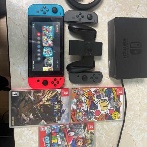 Nintendo Switch初代版，可以開心 齊配件