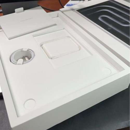 Macbook pro 16吋 m4 max.   加至128g ram