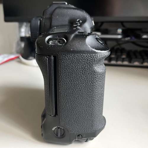 Canon EOS-1Ds Mark III