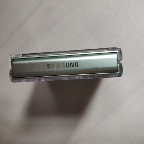 Galaxy Flip 6 12+256 韓版1sim + 1esim