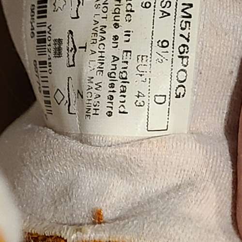 極罕有燈色9號半 New Balance 九成新