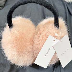 粉紅色狐狸帽耳罩