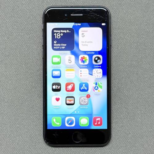 Apple iPhone SE2 (2nd Gen) 64GB 84% BH Black Color iOS26 (SE 第二代 84%BH  操...