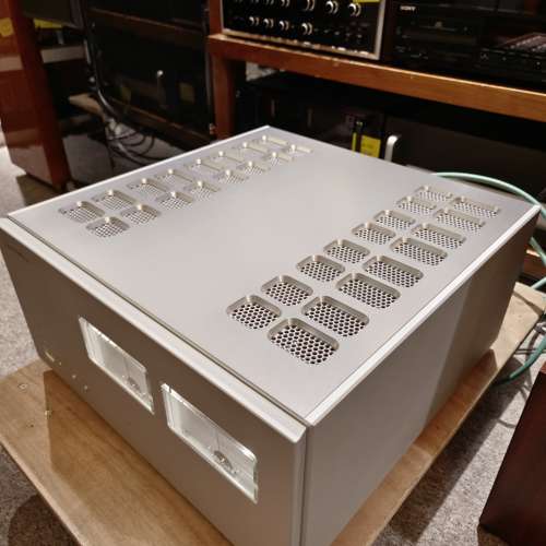 Luxman M-10X 旗艦後級