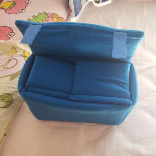 相機鏡頭包包 98%成新 w28cm  d17cm  h18cm  tuenmun take