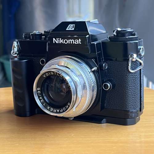 Nikomat EL black body +metal handle