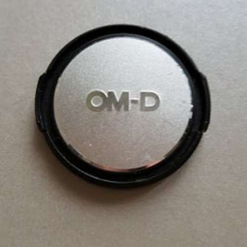 OM-D LC-37B Lens Cap 37mm 包本地平郵