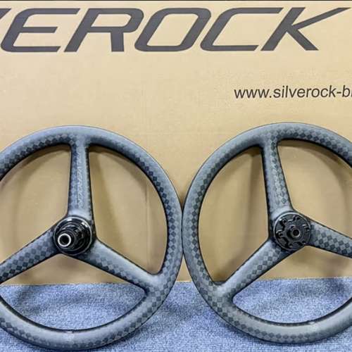 ( Java Neo 改裝專用 ) 新款 SILVEROCK 三刀 桶軸碟剎16吋349 碳纖維輪組 (另外還...