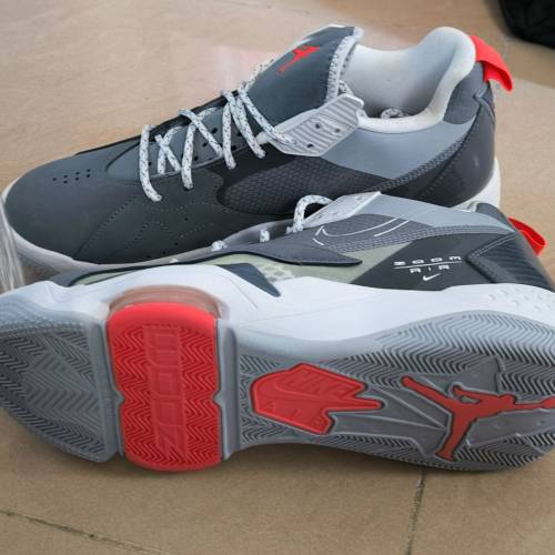 Jordan Air zoom波鞋