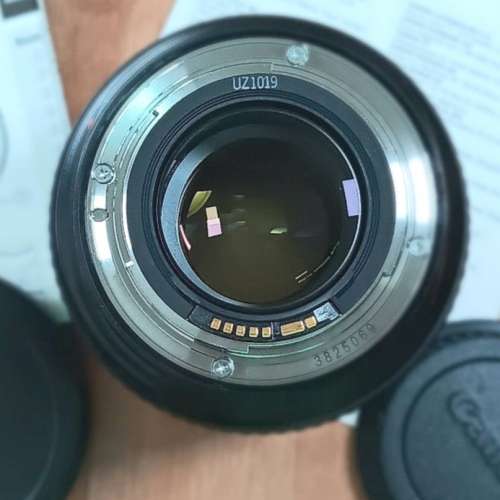 Canon EF 24mm-70mm f2.8L. 第一代 24-70 wide angle zoom Lens, 恒定大光圈f2.8。...