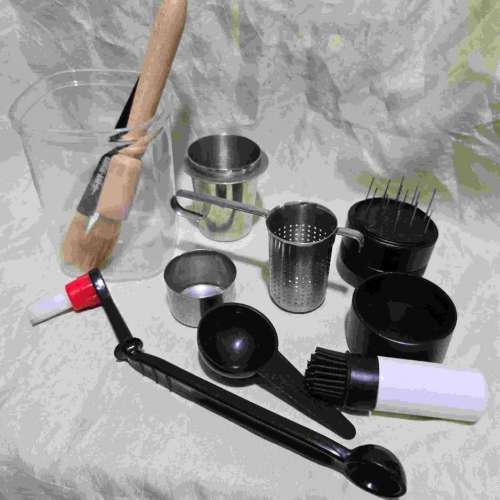 TAMPER, COFFEE LEVELING TOOL 和 咖啡師用具MHW 3BOMBER