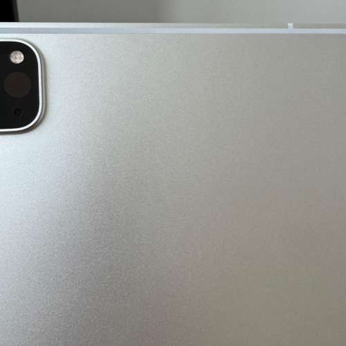 95% new Apple iPad Pro 銀色 128GB 11 inch (2nd generation) Wifi + Celluar