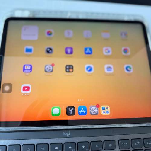 95% new Apple iPad Pro 銀色 128GB 11 inch (2nd generation) Wifi + Celluar