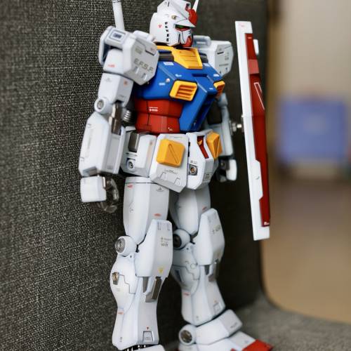 BANDAI MG 1/100 RX-78-2 Ver. Ka 上色成品