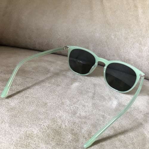 🕶️ Sunglasses GREEN NEW 全新 太陽眼鏡 墨鏡 粉綠 🕶️