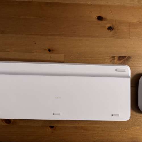 99% new Logitech mk470 鍵盤+滑鼠 套裝 Keyboard+Mouse