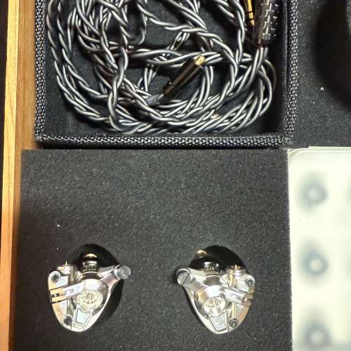 Acoustune mk3 原裝Act47 ，升級線ARC93