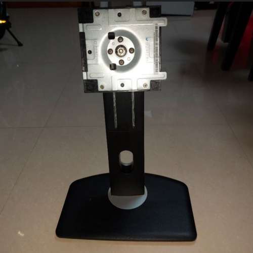 屯門良景輕鐵站交收 Dell monitor Stand 可璇轉升降架