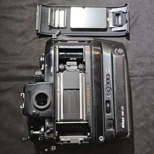 Nikon F4 + 尼康 MB-23 功能全正常 90%-95%new 送電試機 冇漏液問題