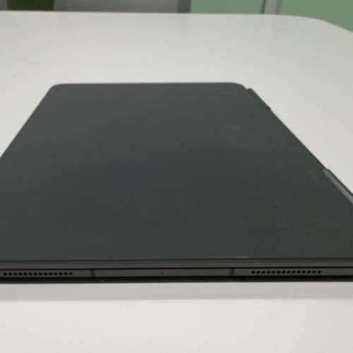 (99.9% New) Smart Keyboard + iPad Pro 13' M4 256GB WiFi + Cellular 256GB Black