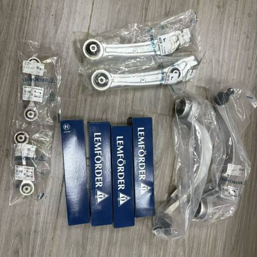 新款EA837水泵節溫器前擺臂連接臂