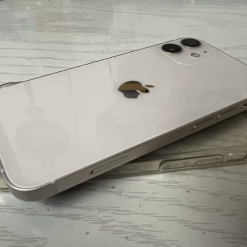 iOS 15.1.1 battery 電100%香港行貨 這是 iPhone 12 mini 128GB 99.99%新 無花無崩...