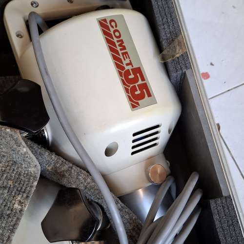 Comet 55 影樓閃燈三支 另箱加$500