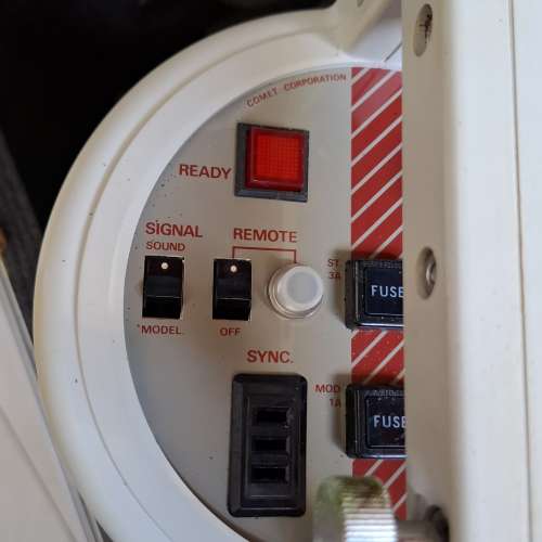 Comet 55 影樓閃燈三支 另箱加$500