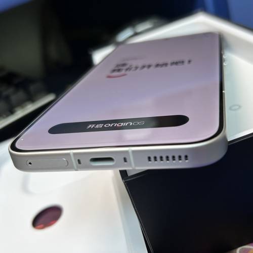 Iqoo 15 12+256G 最新