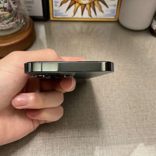 iPhone 13pro 256gb,港行雙卡，完美冇花、冇修冇拆，電池健康度80，所有原裝，所有...