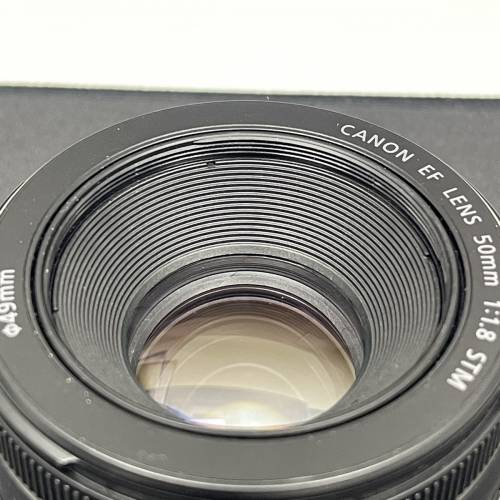 Canon EF 50mm f/1.8 STM