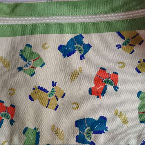 聖誕禮物: 拉鍊袋,馬仔圖案,印刷優美。