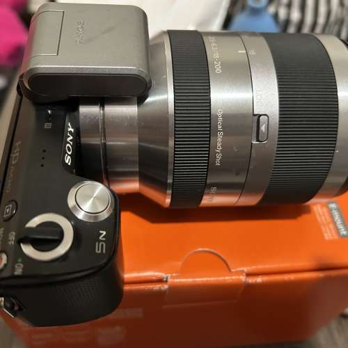 Sony NEX 5N with lens