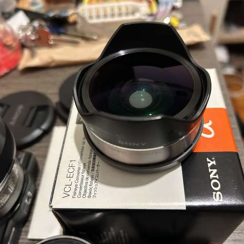 Sony NEX 5N with lens