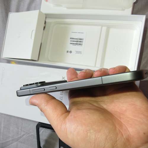 小米17promax 16+1tb 黑色 全套99 %