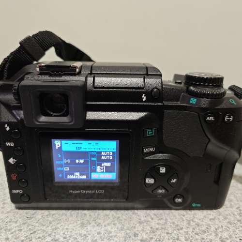 Olympus E300 body with 12-60mm f2.8-4