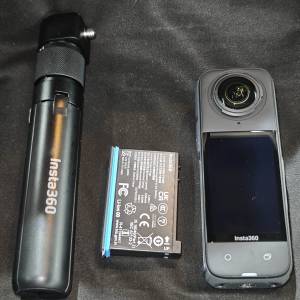 Insta360 X4 冇盒冇單冇證 冇保護袋 跟1電一條USB線充 連自拍棍腳架 送記憶卡 鏡片...