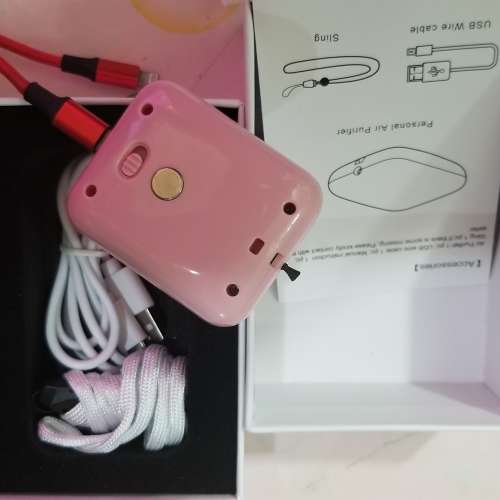 隨身掛頸式藍色燈負離子空氣清新機.防雾-霾小型負離子氧氣機全新 有盒有說明書