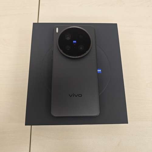 全套放售 99%新 - 100% 正常 Vivo X200 Ultra 16 + 512 黑色 - 國行保至 2026年12月6...