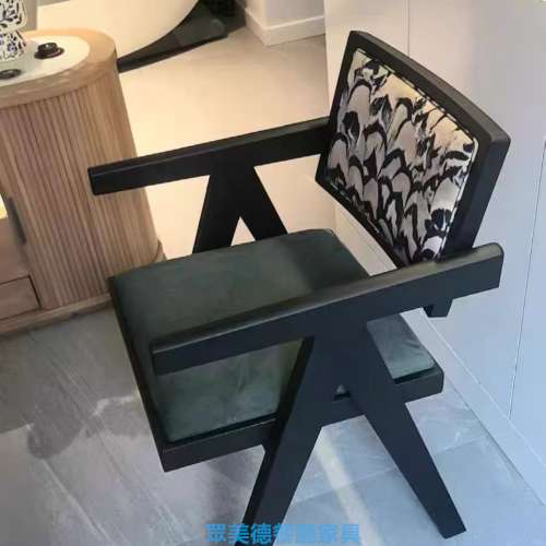 實木交叉椅，靠背座椅，西餐廳椅子定定制，咖啡廳餐椅生產大陸廠家