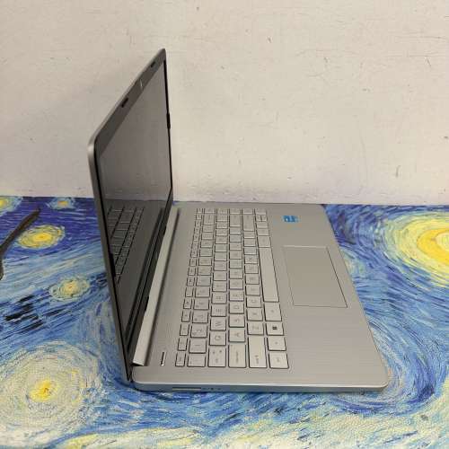 (性價比高超輕薄🔥HP文書機)HP Intel Pentium (R) Gold 7505 /4,8GB Ram/128,256,5...