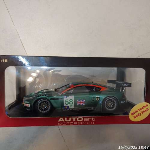 Aston Martin  1/18 Vantage N430